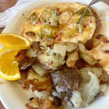 Golden Egg Cafe - Huevos rancheros with over medium eggs, potatoes - Breakfast & Brunch Near Me - Oxnard, California