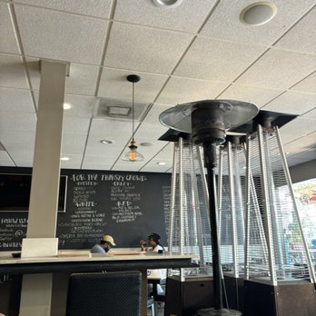 Hungry Crowd - New American Near Me - Los Angeles, California