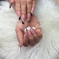 Creative Nail Care - Fullset nails & design