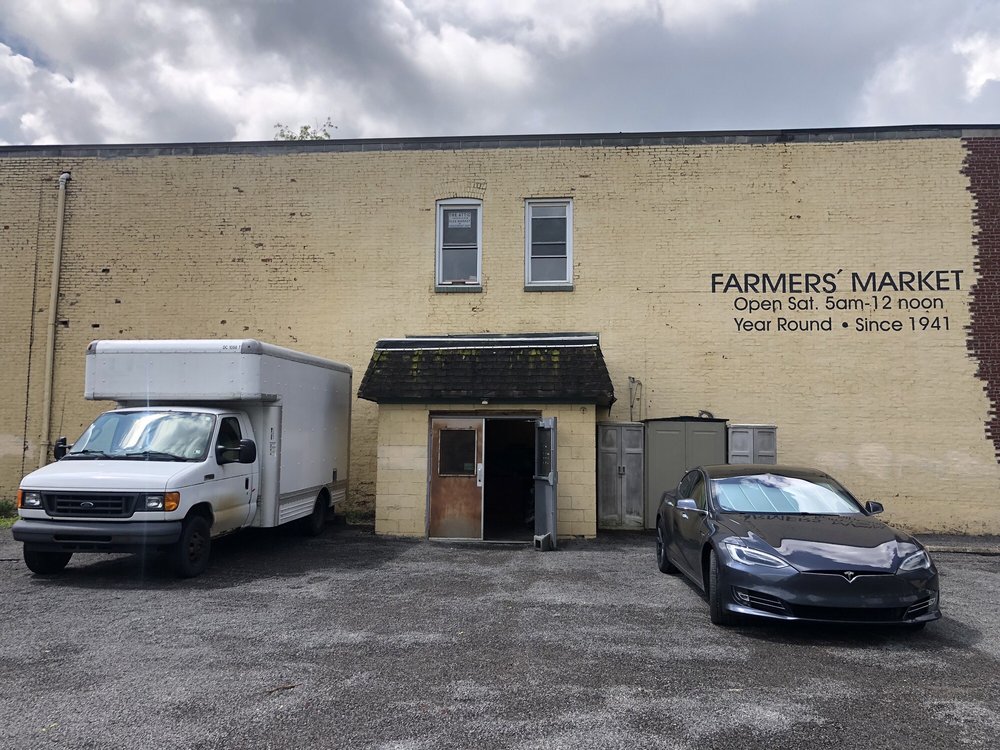 Farmers Cooperative Market of East Liberty Logo