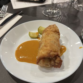 Conquering Cuisine - 10.25.2025 Cajun & Creole Wine Dinner Muffaletta Eggroll - Cooking Classes Near Me - Doylestown, Pennsylvania