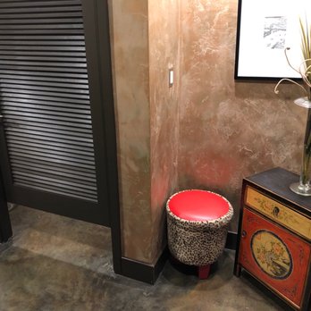 Herban Fix - Vegan Kitchen - Women's restroom - Vegan Near Me - Atlanta, Georgia