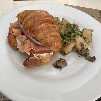 Chez Céline - Bakeries Near Me - Playa del Carmen, ROO