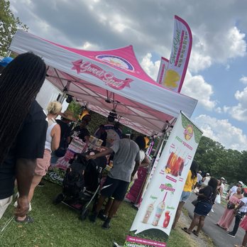 Mount Trashmore Park - Sweet Spot (Vendor) - Parks Near Me - Virginia Beach, Virginia Mount Trashmore Park - Sweet Spot (Vendor) - Parks Near Me - Virginia Beach, Virginia