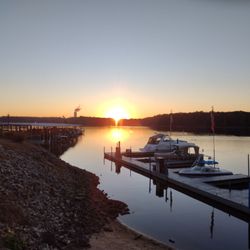 Blue Parrot Grill - Sunset at the lake... Norman that is :-)