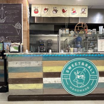 Sweet & Salt - ordering area - Ice Cream & Frozen Yogurt Near Me - North Miami Beach, Florida Sweet & Salt - ordering area - Ice Cream & Frozen Yogurt Near Me - North Miami Beach, Florida