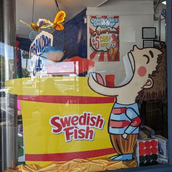 Grandpa Joe’s Candy Shop - Fun entrance decor - Candy Stores Near Me - Ocala, Florida