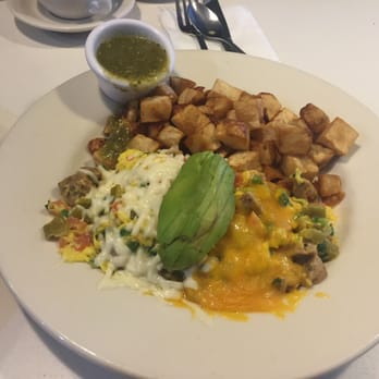 Bea Bea's - Volcano scramble, the only thing I found pretty good was the green sauce. - Coffee & Tea Near Me - Burbank, California