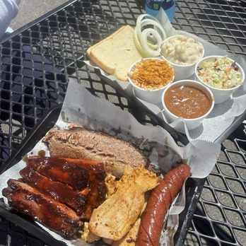 Firehole Bar-B-Que - Ribs, turkey, brisket, sausage, corn, beans, Mac and cheese, and coleslaw - Barbeque Near Me - West Yellowstone, Montana