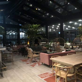 Glass Ceiling Rooftop - Lounges Near Me - New York, New York