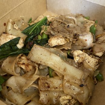 Pink Bee - Chicken Pad See Ew - Sandwiches Near Me - Seattle, Washington Pink Bee - Chicken Pad See Ew - Sandwiches Near Me - Seattle, Washington