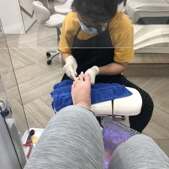 Bedazzled Nails and Spa - Waxing Near Me - Chicago, Illinois