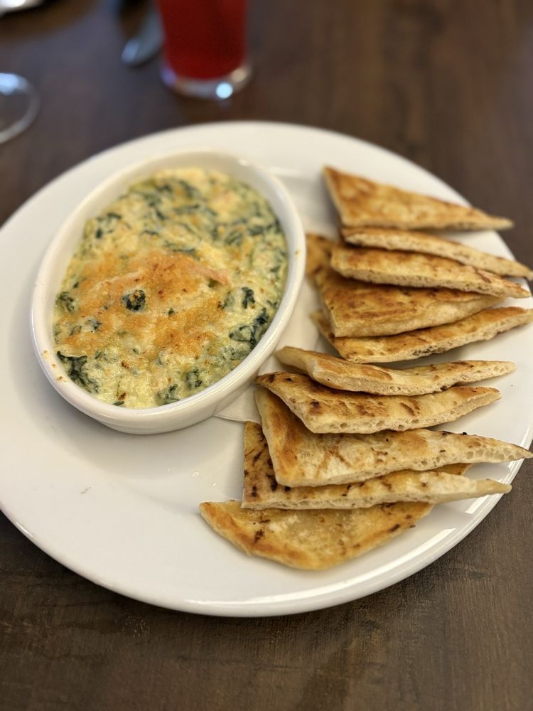 Food from Dewberry 1850 Restaurant & Lounge