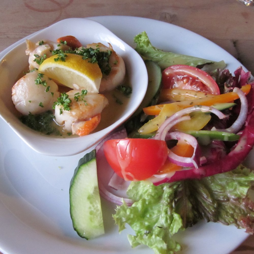 Royal Inn - Scallops w/ sides - Pubs Near Me