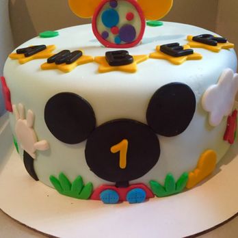 Reena Treats - Mickey Mouse Clubhouse theme cake - Desserts Near Me - New York, New York Reena Treats - Mickey Mouse Clubhouse theme cake - Desserts Near Me - New York, New York