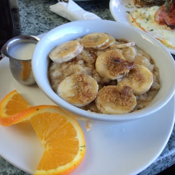 Plums Cafe - The oatmeal - Breakfast & Brunch Near Me - Costa Mesa, California