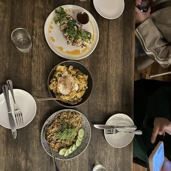 Bar Peached - Taiwanese Duck Roll, Mapo Bolognese, and Malaysian Fried Rice - Cocktail Bars Near Me - Austin, Texas