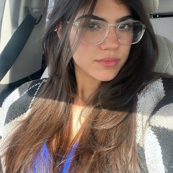 Bond 8 - Hair cut, layers - Hair Salons Near Me - Miami, Florida