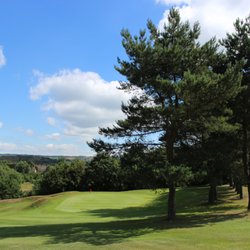 Burslem Golf Club - Horseshoe green fifth hole