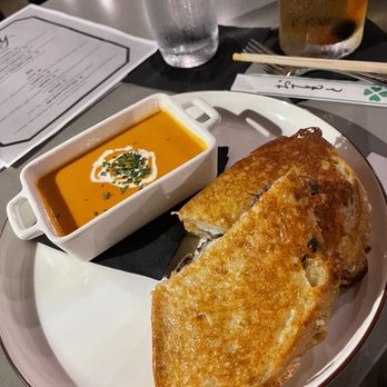 The Cutlery - Short rib grilled cheese - mozzarella, Gruyère, sour dough with tomato bisque - Steakhouses Near Me - Honolulu, Hawaii