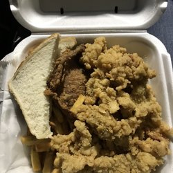 Mama’s Kitchen - Conch and fish