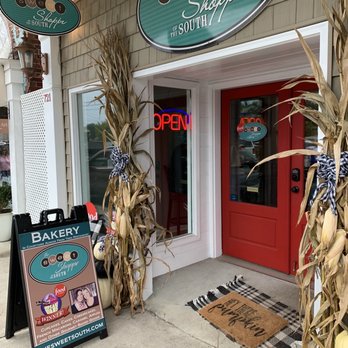The Sweet Shoppe - the entrance to the sweet shoppe - Desserts Near Me - Blue Ridge, Georgia The Sweet Shoppe - the entrance to the sweet shoppe - Desserts Near Me - Blue Ridge, Georgia