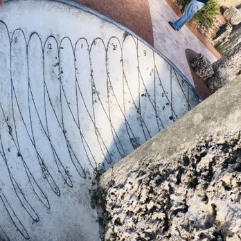 Coral Castle - Sun dial which tells the time (up to 4pm) and current month - Museums Near Me - Homestead, Florida