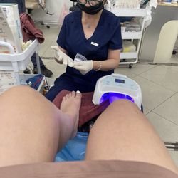 Queen Nails