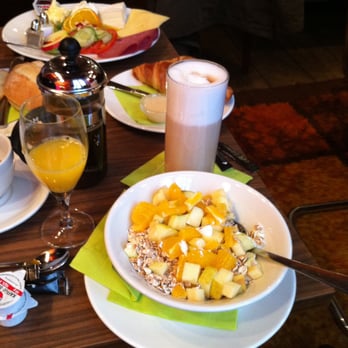 Colestreet - Cafes Near Me - Lübeck, SH Colestreet - Cafes Near Me - Lübeck, SH