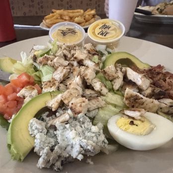 Susie's Grill - Chicken Cobb - Bars Near Me - Spring Hill, Florida