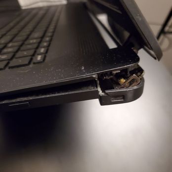 Smartphones Tablets Computers Repair - Broken computer hinge a month and a half after their repair. - Mobile Phone Repair Near Me - Miami, Florida Smartphones Tablets Computers Repair - Broken computer hinge a month and a half after their repair. - Mobile Phone Repair Near Me - Miami, Florida