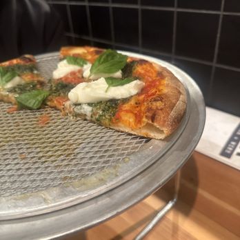UNA Pizza + Wine - 17th Ave - Pizza Near Me - Calgary, Alberta UNA Pizza + Wine - 17th Ave - Pizza Near Me - Calgary, Alberta