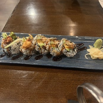 Ginza Japanese Cuisine - Chicken Tempura Roll - Japanese Near Me - Wethersfield, Connecticut Ginza Japanese Cuisine - Chicken Tempura Roll - Japanese Near Me - Wethersfield, Connecticut