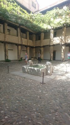 Corral del Carbón by null