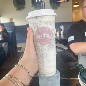 Pho Momma - Vannila Oreo milkshake - Noodles Near Me - Sacramento, California Pho Momma - Vannila Oreo milkshake - Noodles Near Me - Sacramento, California