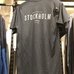 Lululemon - Stockholm shirts for guys