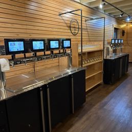 Just on the outskirts of Hill City South Dakota. Buy your drink by the ounce. Enjoy some gaming and outside entertainment! Just on the outskirts of Hill City South Dakota. Buy your drink by the ounce. Enjoy some gaming and outside entertainment!