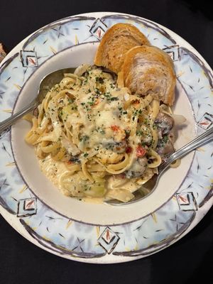 Brandy's on Main by null