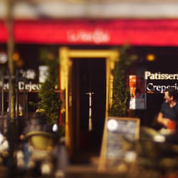 Le Petit Café - Le Petit Cafe, Weinheim - März 2014 (C) Dr Klaus Schmitt