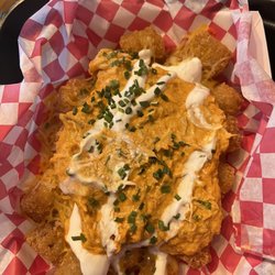 Hotsy Totsy Food Truck - Buffalo Chicken Tots
