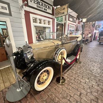 Geneva Lake Museum - Museums Near Me - Lake Geneva, Wisconsin
