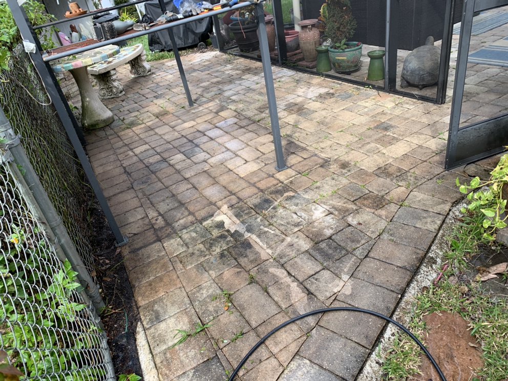 Slide of Serpa & Son’s Pressure Washing