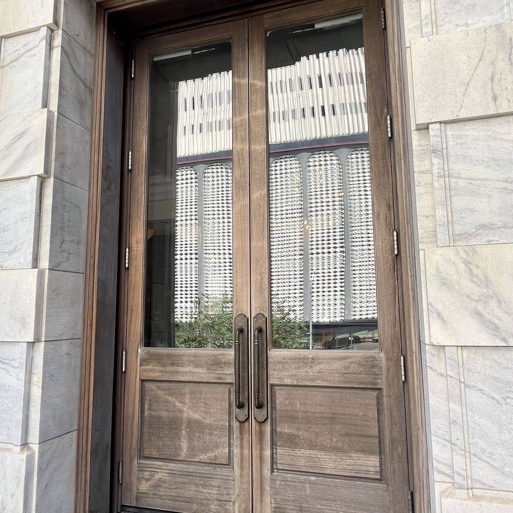Sal Rosa - Original courthouse doors at the top of the steps. July 2025 - Breakfast & Brunch Near Me - Tampa, Florida Sal Rosa - Original courthouse doors at the top of the steps. July 2025 - Breakfast & Brunch Near Me - Tampa, Florida