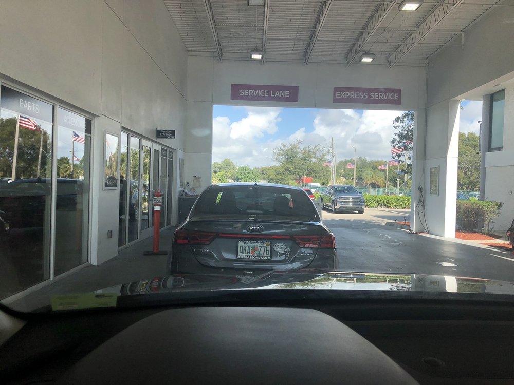 HOLLYWOOD KIA SERVICE CENTER Updated August 2024 41 Photos & 42