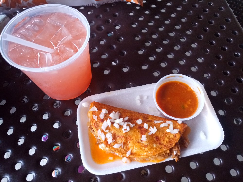 Los Mezcales Bar & Grill