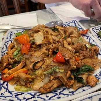 President Thai - Thai Near Me - Pasadena, California