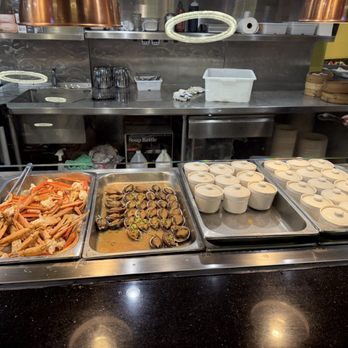 Daly Buffet - Snow crab legs and baked mussels - Buffets Near Me - Daly City, California Daly Buffet - Snow crab legs and baked mussels - Buffets Near Me - Daly City, California