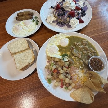 Early Birds Cafe - Breakfast & Brunch Near Me - Fresno, California Early Birds Cafe - Breakfast & Brunch Near Me - Fresno, California