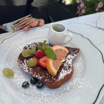 Sweet Maple - Big Hip French Toast - Breakfast & Brunch Near Me - Cupertino, California Sweet Maple - Big Hip French Toast - Breakfast & Brunch Near Me - Cupertino, California