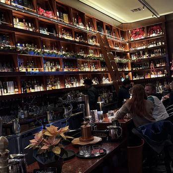 The Whisky Club - Interior - Cocktail Bars Near Me - Monterey, California The Whisky Club - Interior - Cocktail Bars Near Me - Monterey, California